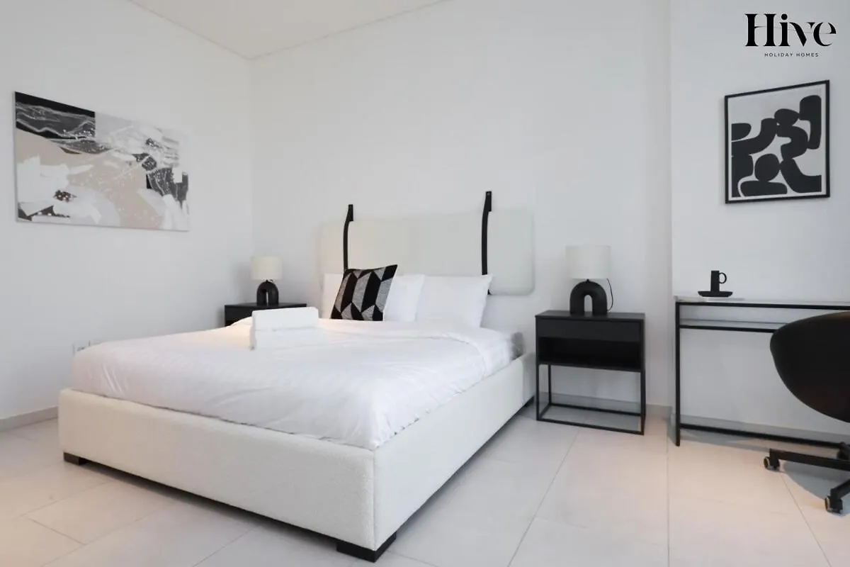 Elegant 1 Bed With Burj Khalifa Views Apartment Dubai